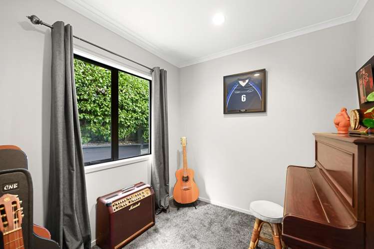 9 Bishopsworth Way Huntington_8