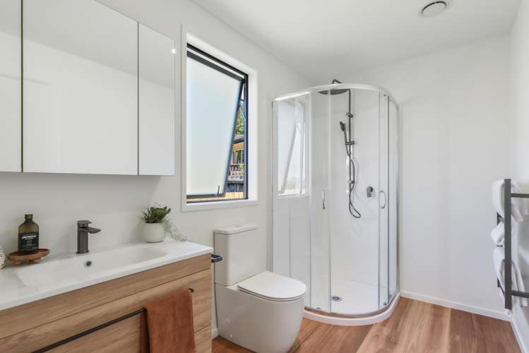 100 Rimuvale Street Pukehangi_11