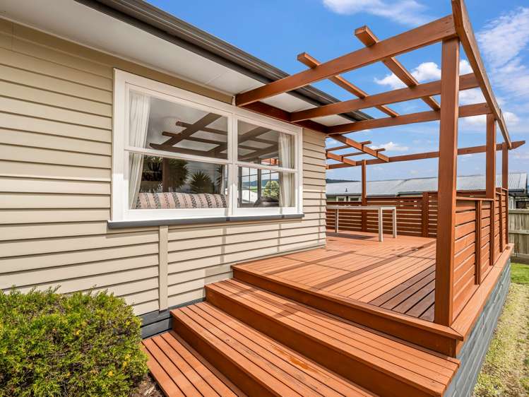 5 Porikapa Road Owhata_22