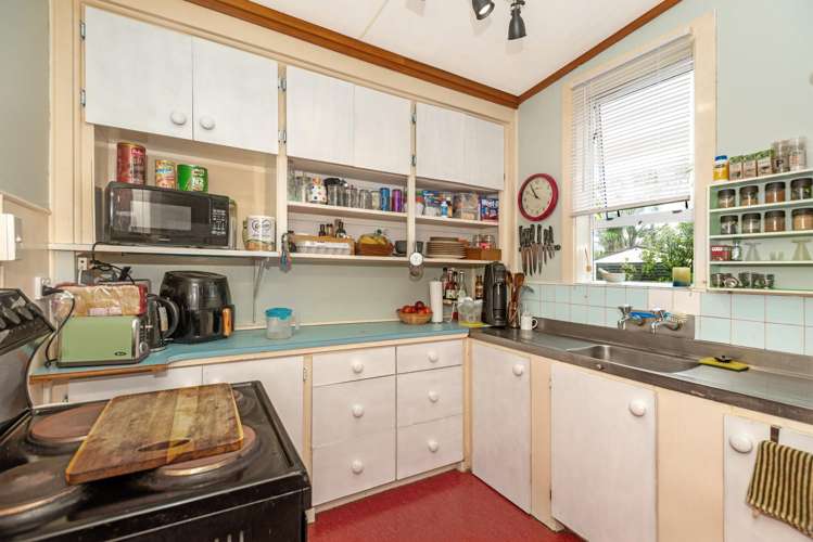 35 de Lautour Road Inner Kaiti_1