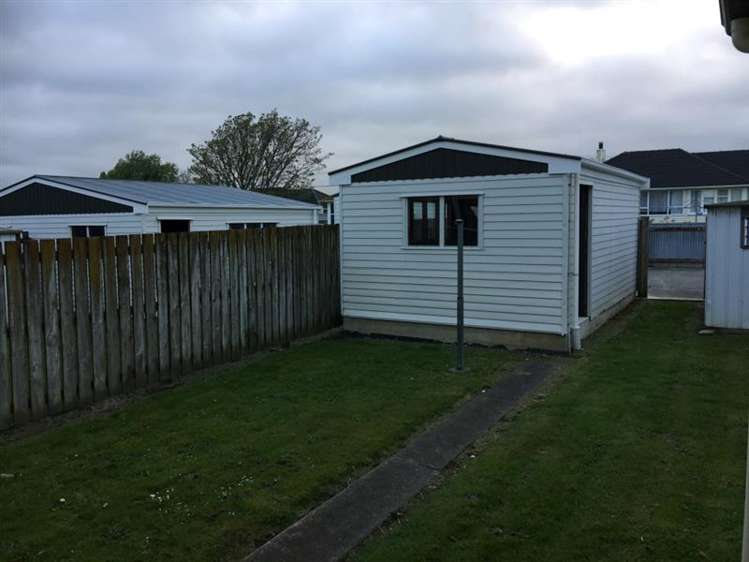 12 Devon Crescent Darfield_9