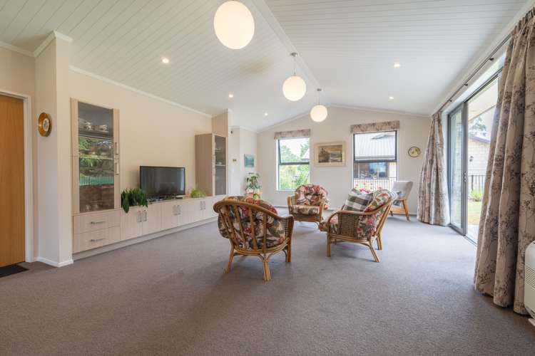 8 Harrison Court Te Anau_7