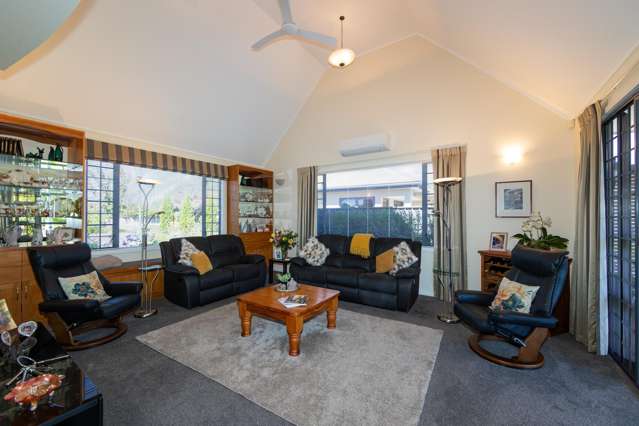 38 Kensington Drive Taradale_2