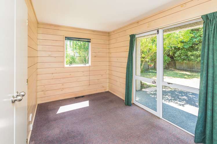 6 Montgomery Road Otamatea_10