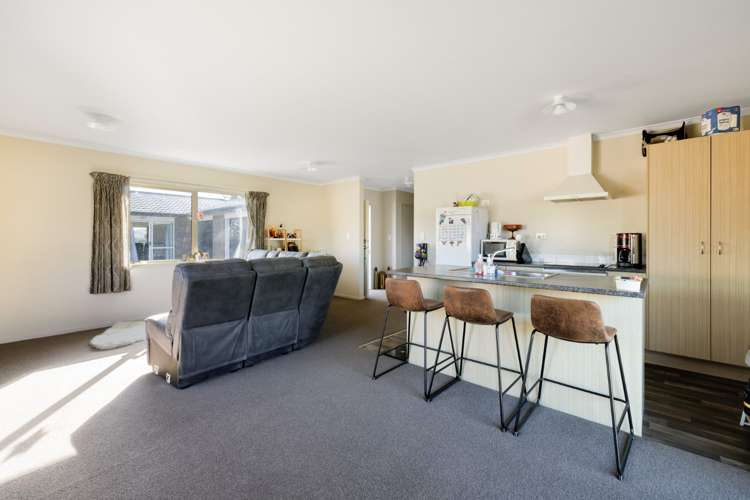 186 Ballintoy Park Drive Welcome Bay_3
