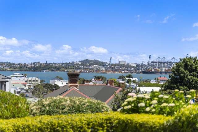 10/66 Victoria Road Devonport_4