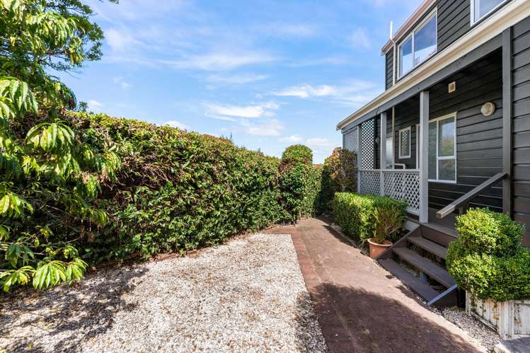 6/110 Norman Lesser Drive Saint Johns_23