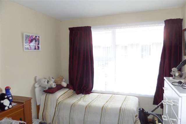 10 Skerten Avenue Hornby_2