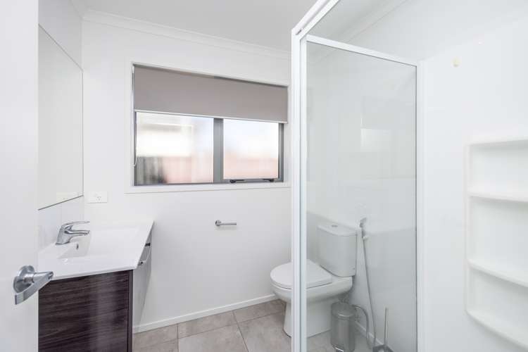 5 Kennedy Lane Hamilton East_9