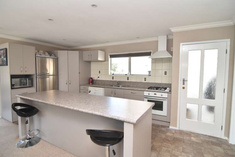 55 Fisher Place Carterton_2