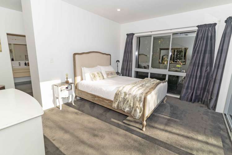 1 Lakeside Terrace Westport_12