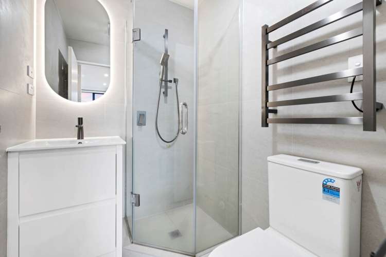 9/4 Dunkirk Road Panmure_12