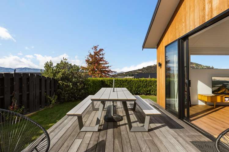 8 Sawdon Street Wanaka_32