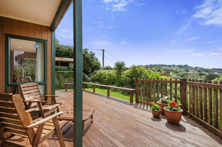 83 Miromiro Road Normandale_17