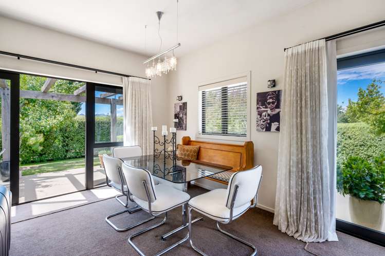 2 Snowberry Street Albert Town_5