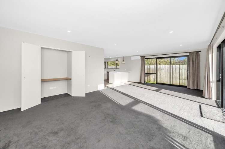 5 Newbrook Terrace Darfield_12