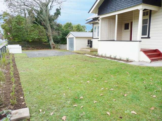 48 Te Aroha Street Hamilton East_2