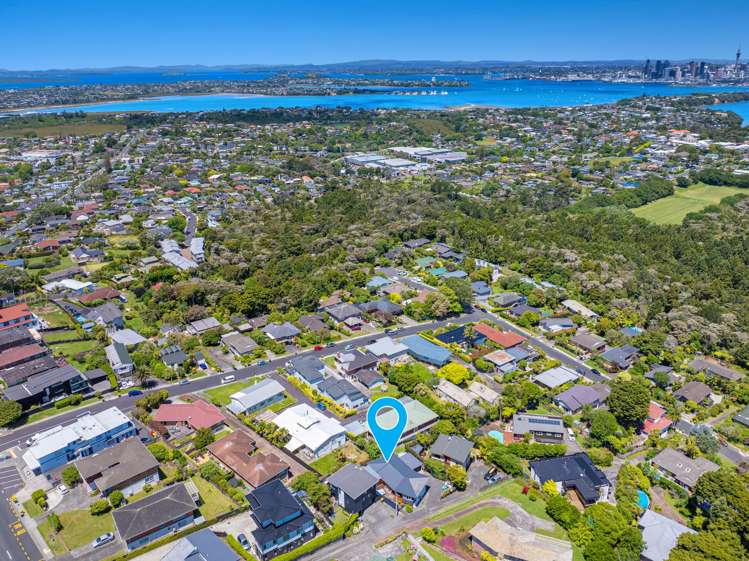 2/83a Pupuke Road Northcote_19