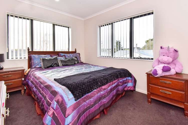 7 Clendon Place Manurewa_11