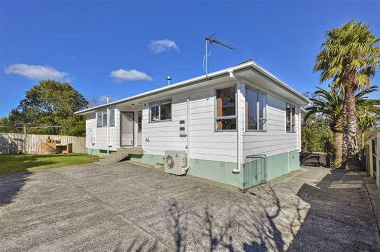 8 Tree View Avenue Glenfield_16