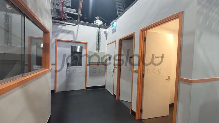 A/9 Akatea Road Glendene_14