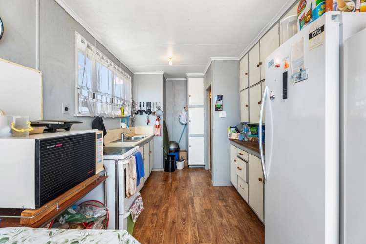 2 Matapan Road Panmure_14