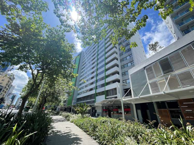 707/18 Beach Road Auckland Central_0