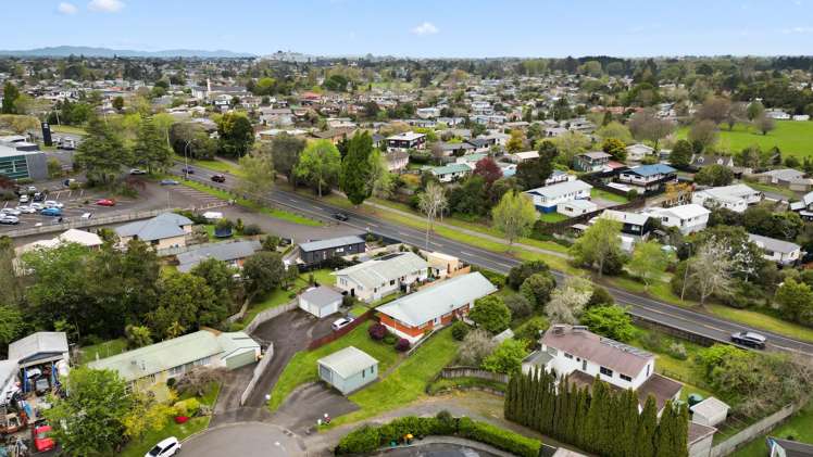 13a Lorraine Place Glenview_15