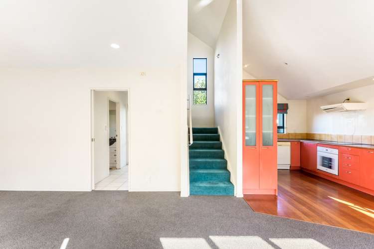 2/34 Owairaka Avenue Mount Albert_5