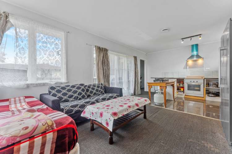 114 Clayton Avenue Otara_15