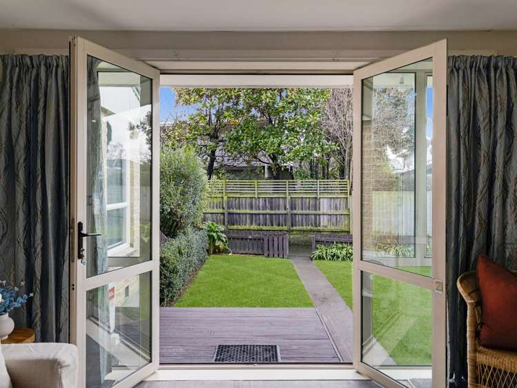 2/43 Whitmore Street Edgeware_13