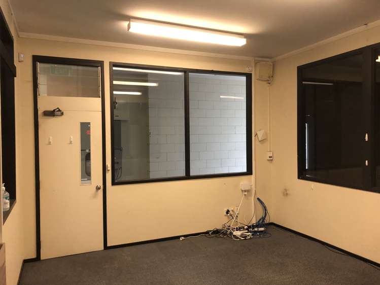 20 Kingsford Smith Street Rongotai_6