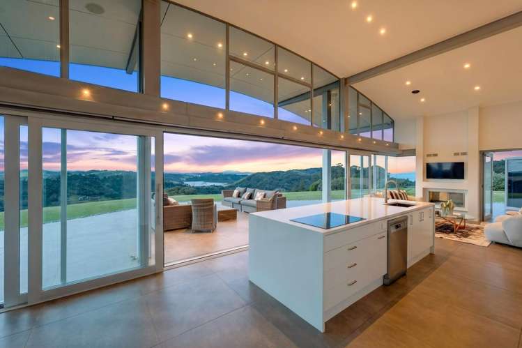 83 Jervis Road Waiwera_2