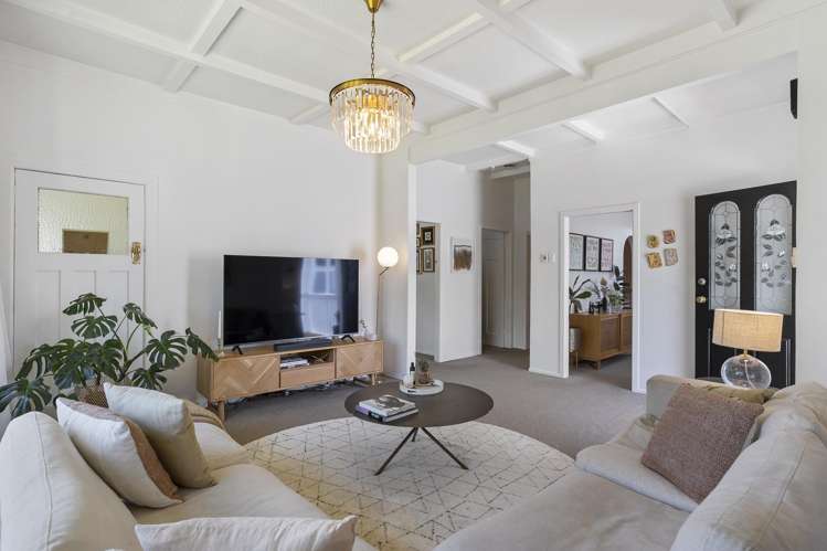 19 Springleigh Avenue Mount Albert_3