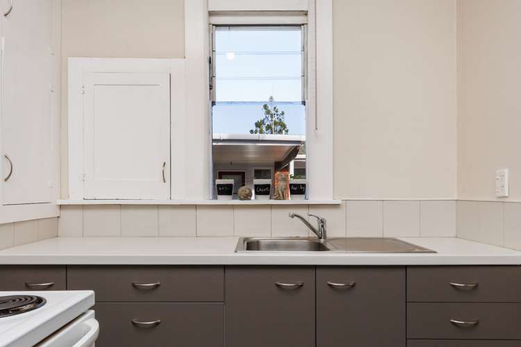 678 Main Street Palmerston North Central_6