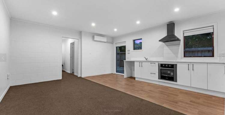 192 Henderson Valley Road Henderson_18