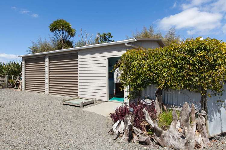 15 Pairatahi Road Kaingaroa_14