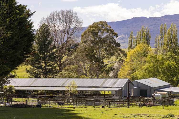 303 Burn Cottage Road, Lowburn Valley Cromwell_11