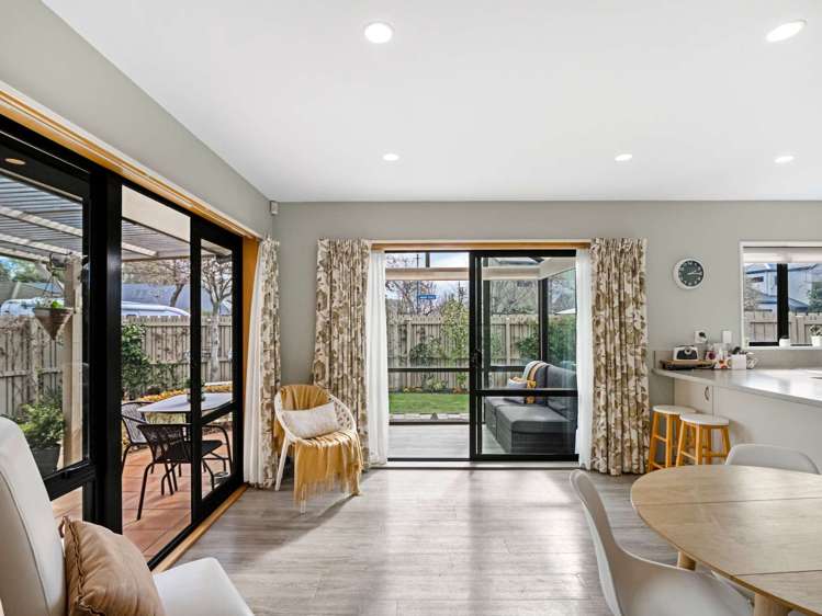 4 Chesterfield Mews Russley_12