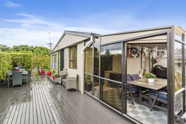 11 Riverview Road Panmure_13