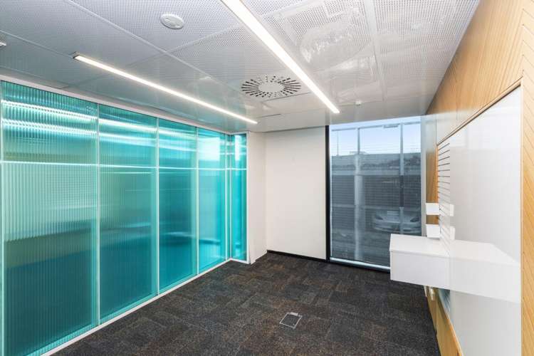 1/335 Lincoln Road Addington_8