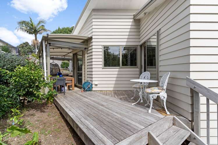 97A Bond Crescent Forrest Hill_18