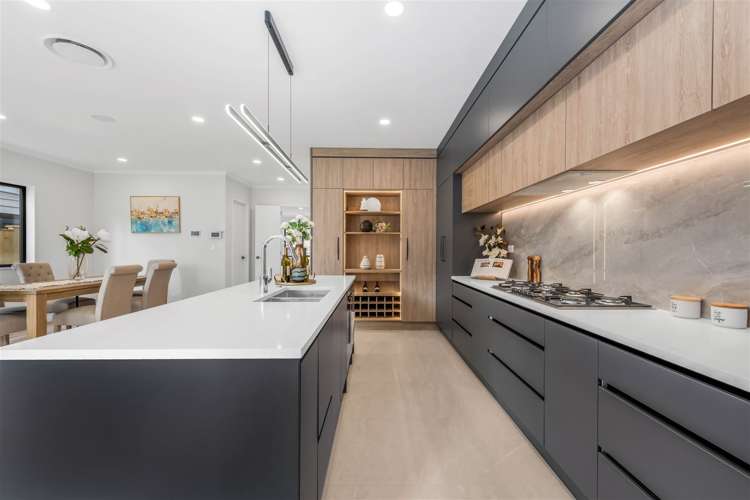 9 Tullymore Drive Flat Bush_18