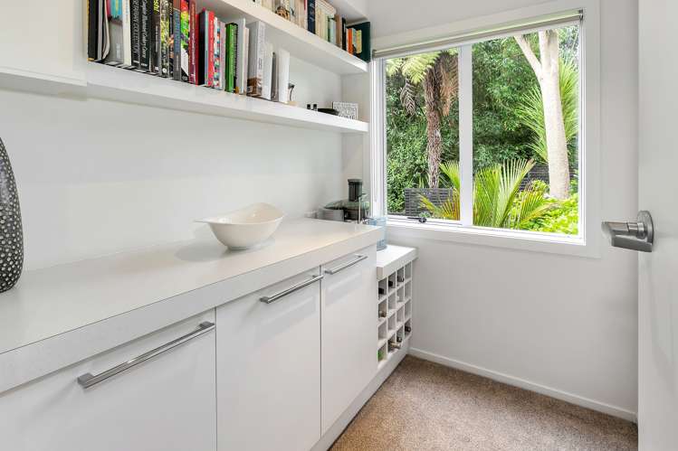 2/15 Newell Street Point Chevalier_12