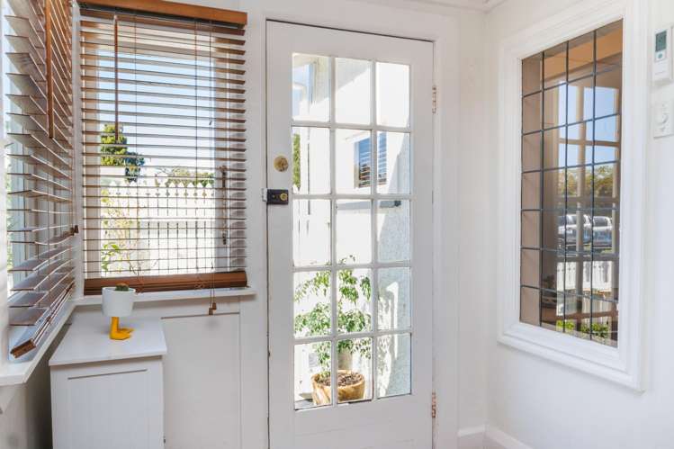 3 Saint Johns Avenue Palmerston North Central_17