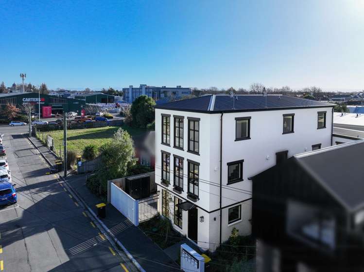 1/13 Moa Place Christchurch Central_16