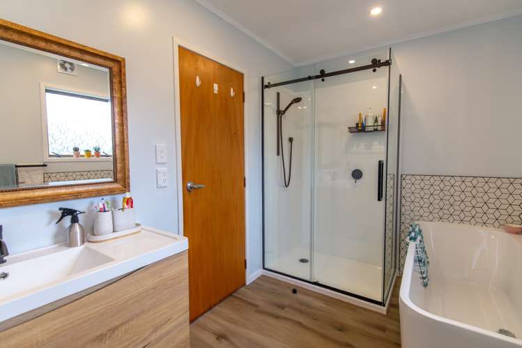 16 Station Road Puriri_15