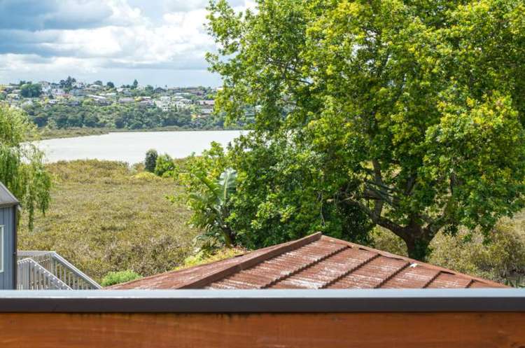 52 Renata Crescent Te Atatu Peninsula_11