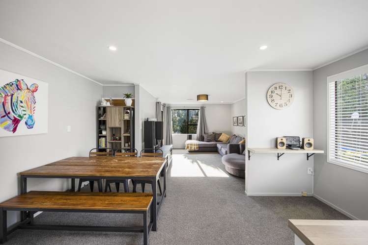 7 Leaming Place Clarks Beach_6