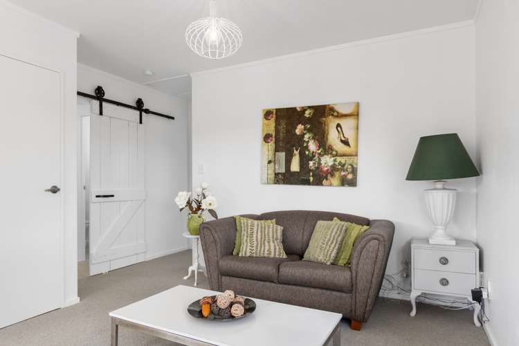 29b Henderson Crescent Parkvale_7